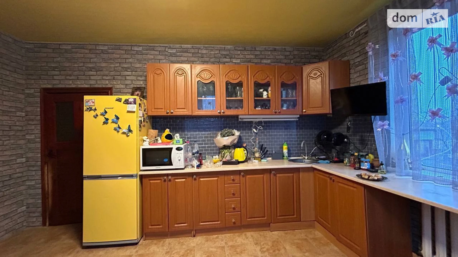Продается дом на 2 этажа 160 кв. м с террасой, цена: 97000 $ - фото 2