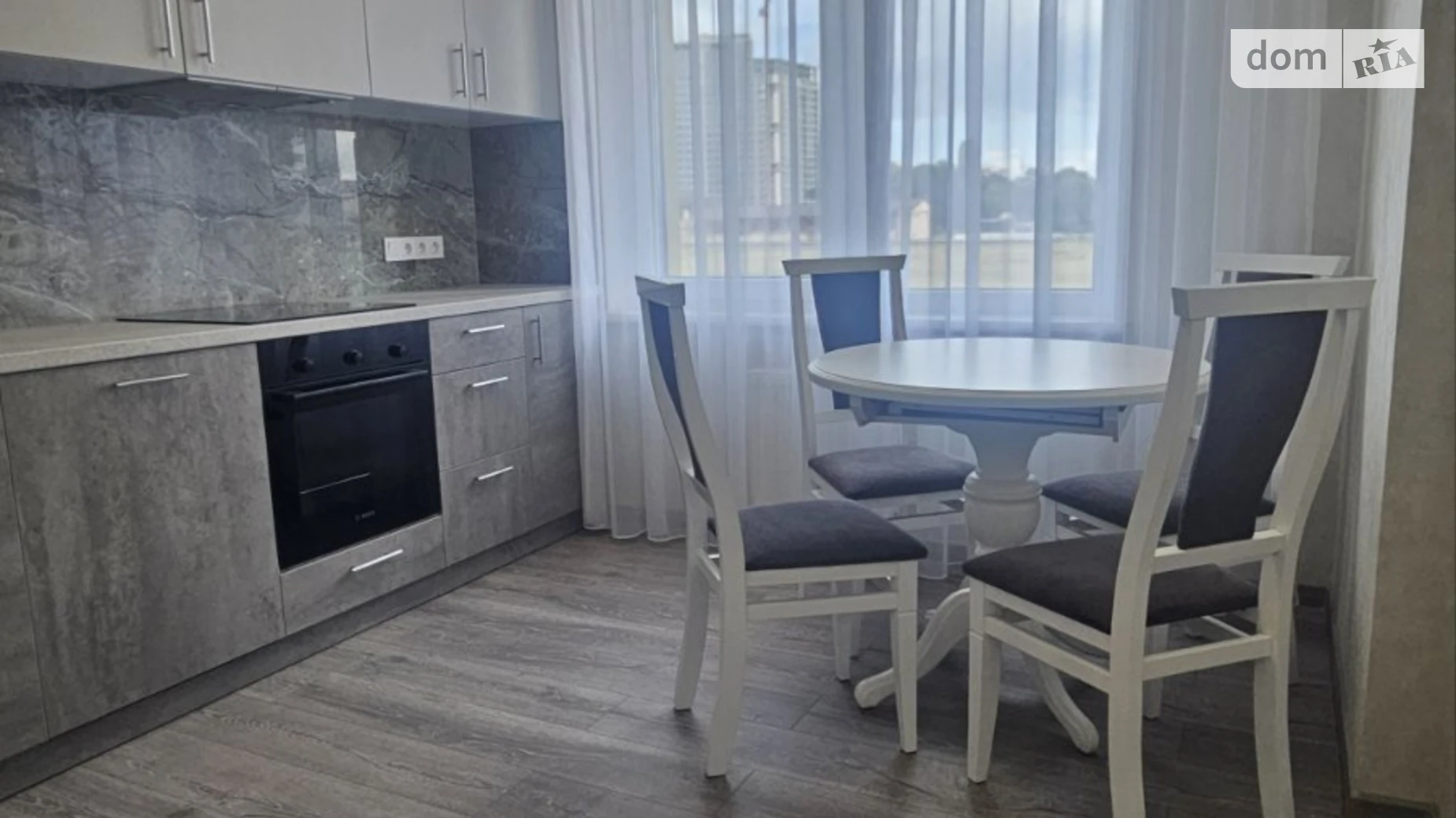 Сдается в аренду 2-комнатная квартира 46.5 кв. м в Одессе, ул. Краснова, 1В - фото 2