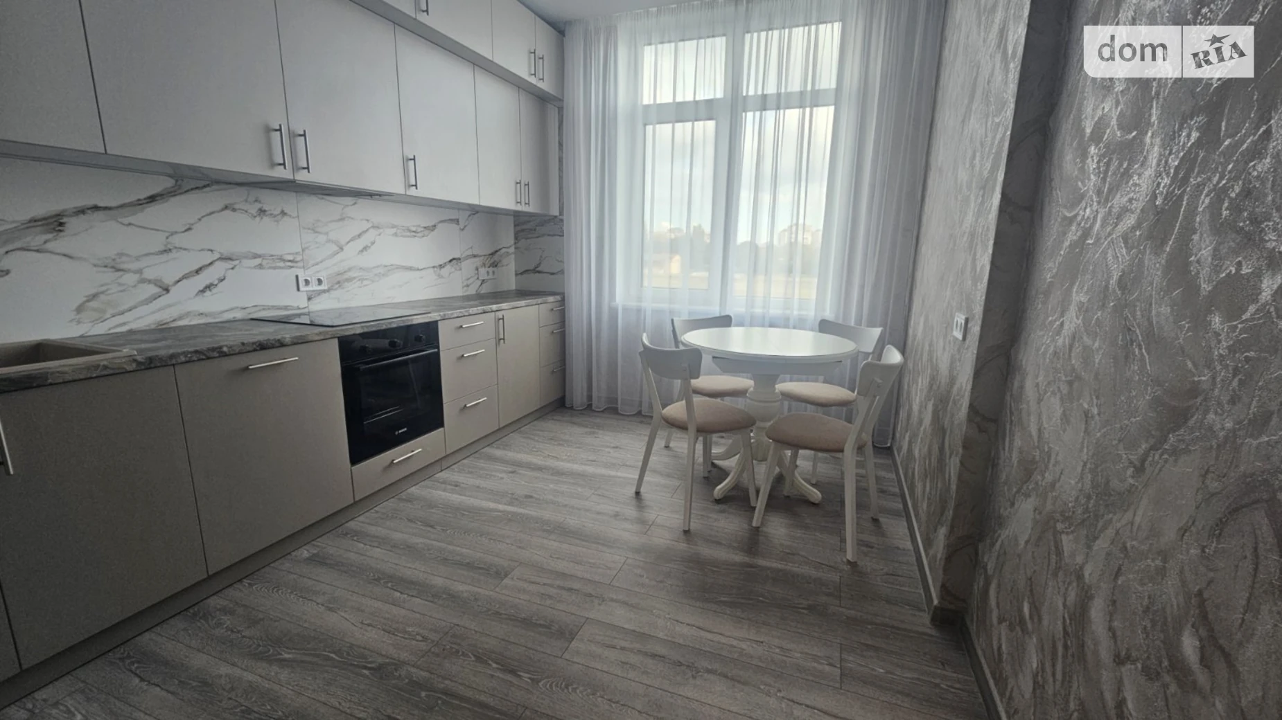 Сдается в аренду 2-комнатная квартира 48 кв. м в Одессе, ул. Краснова, 1В - фото 2