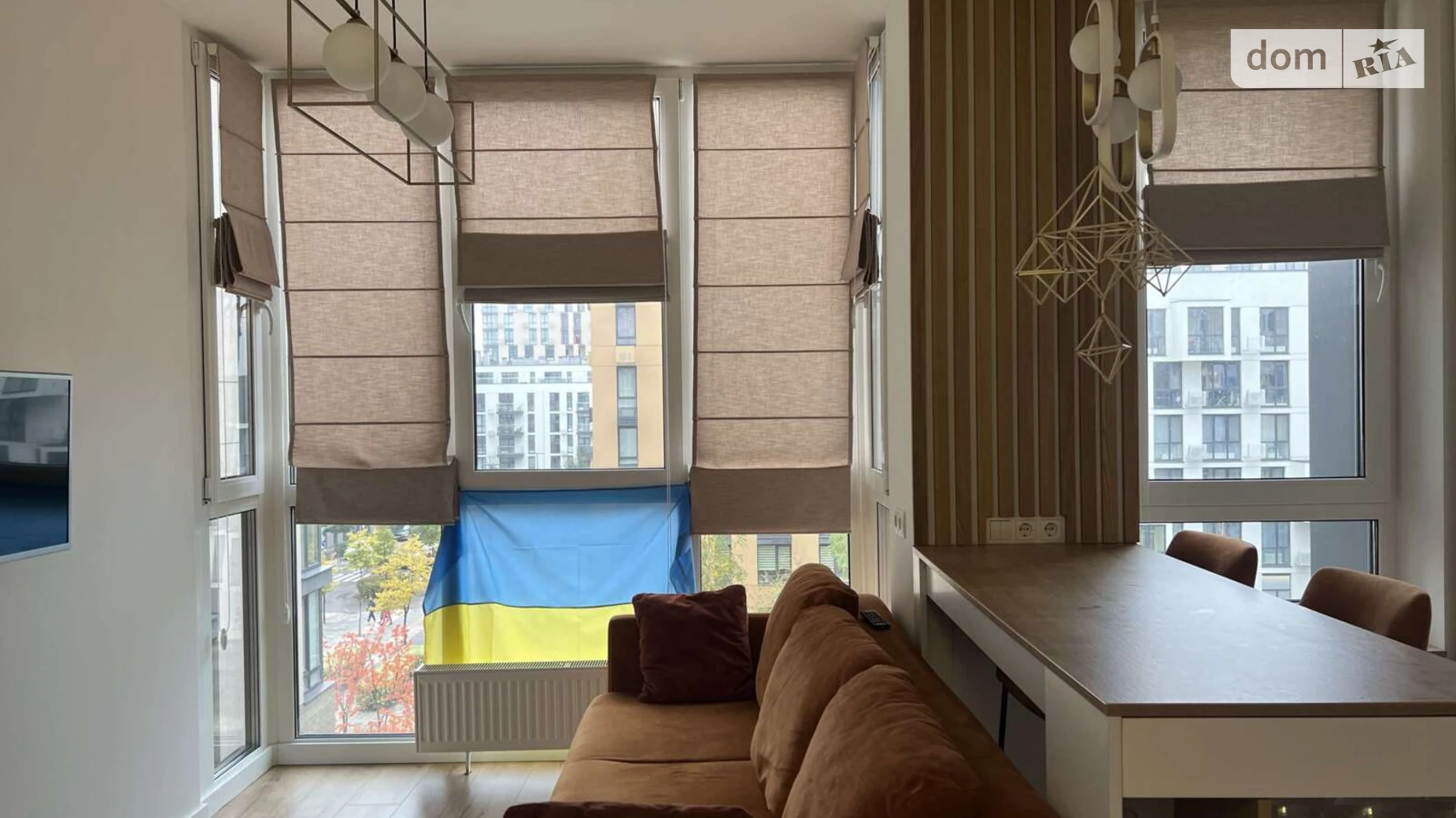 Продается 1-комнатная квартира 31.5 кв. м в Киеве, ул. Салютная, 2 корпус 1 - фото 2