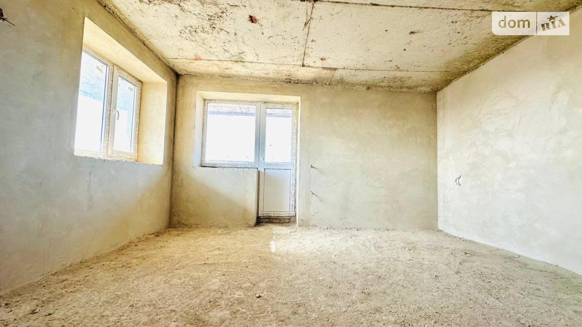 Продается 2-комнатная квартира 88.5 кв. м в Черновцах - фото 3