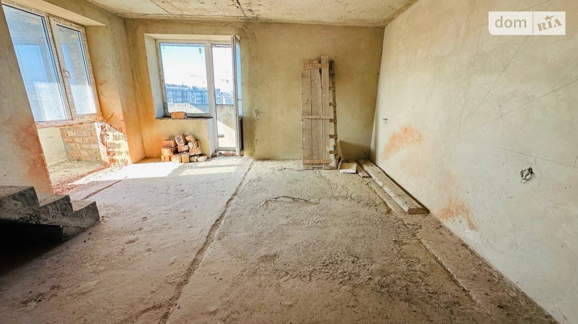 Продается 2-комнатная квартира 88.5 кв. м в Черновцах - фото 2