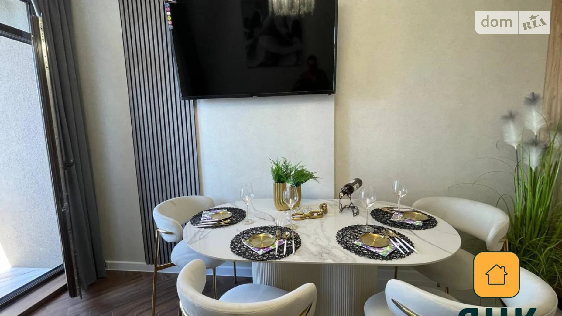 Продается 1-комнатная квартира 70 кв. м в Одессе, ул. Генуэзская, 1/1 - фото 2