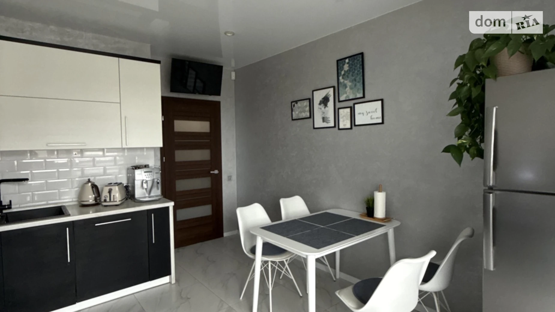 Продается одноэтажный дом 73.5 кв. м с гаражом, цена: 119000 $ - фото 2