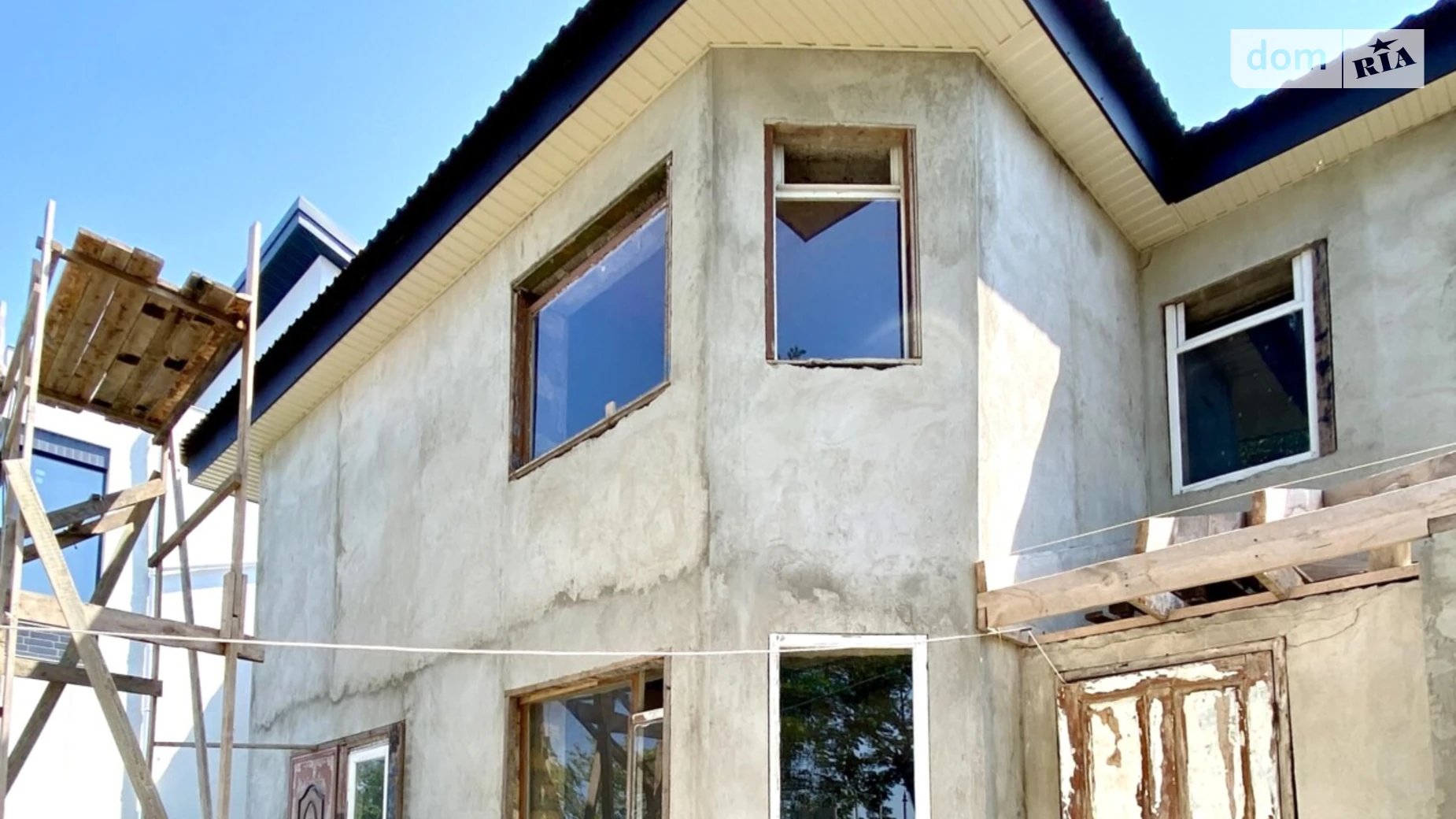 Продается дом на 2 этажа 140 кв. м с гаражом, цена: 119000 $ - фото 3
