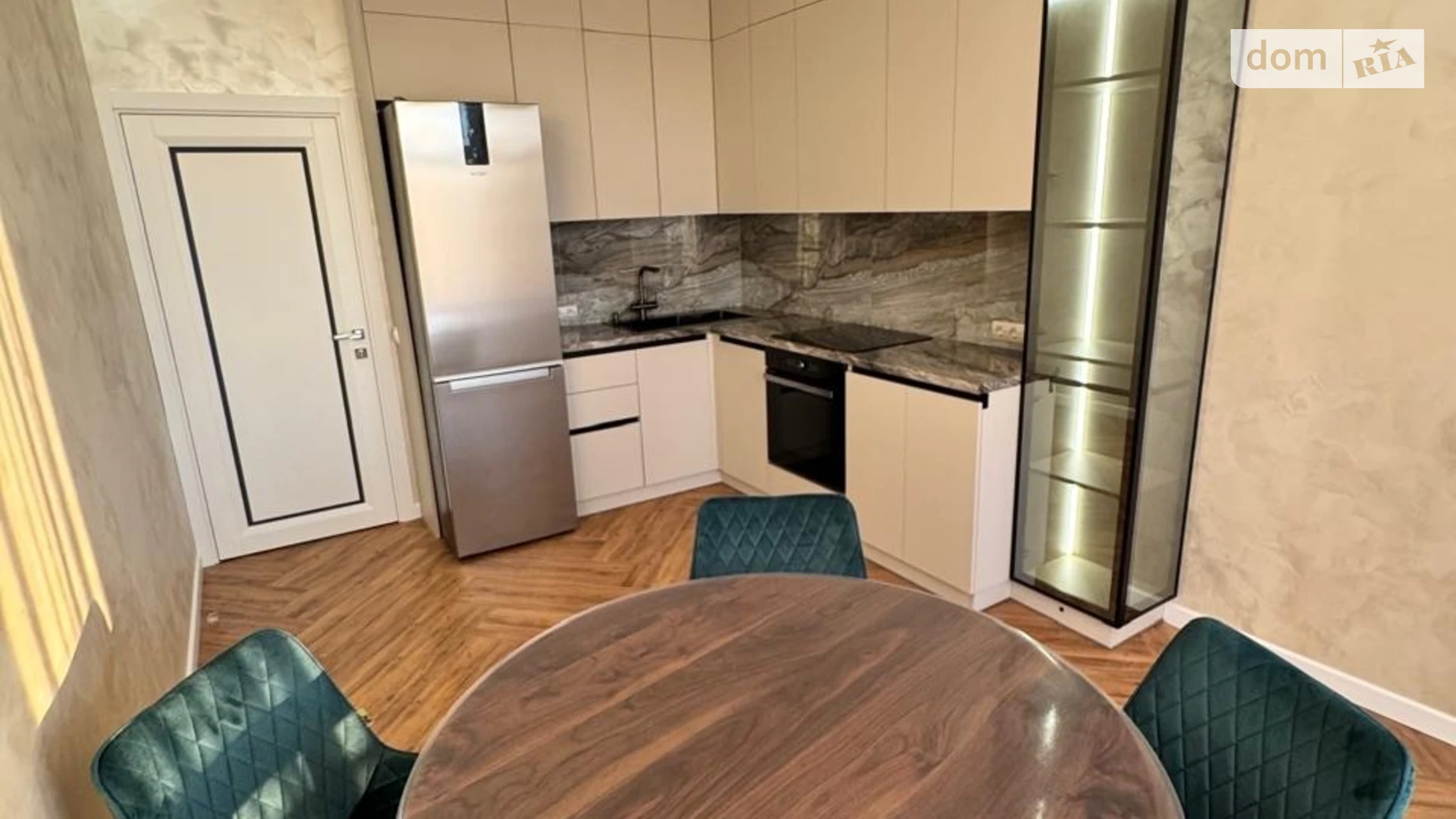 Продається 2-кімнатна квартира 64.9 кв. м у Ужгороді, цена: 133000 $ - фото 3