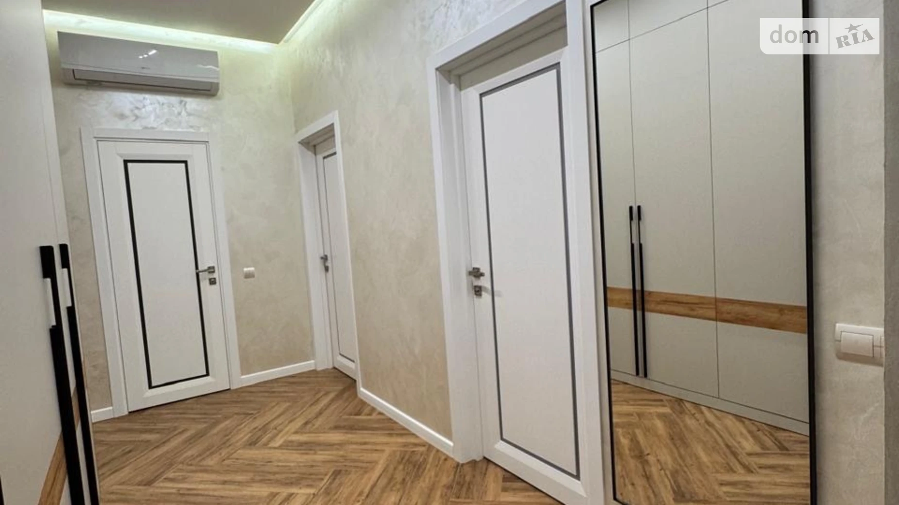 Продається 2-кімнатна квартира 64.9 кв. м у Ужгороді, цена: 133000 $ - фото 5