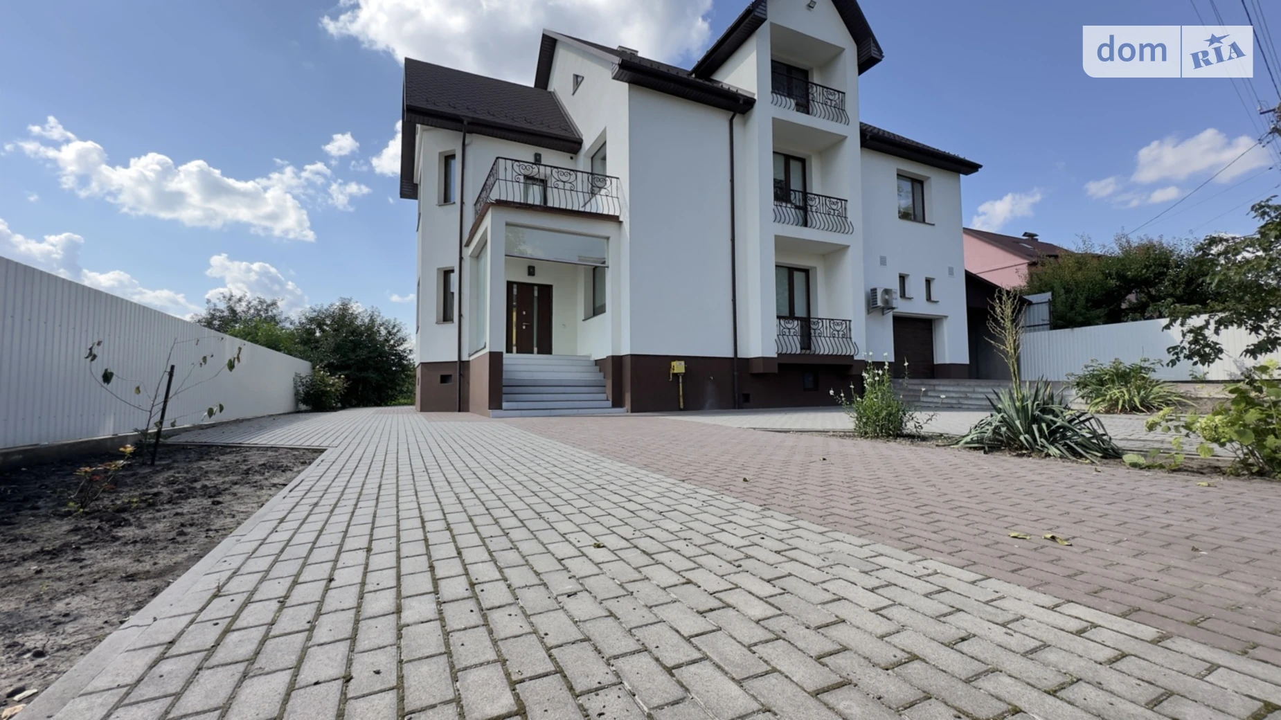 Продается дом на 2 этажа 343.5 кв. м с баней/сауной, цена: 230000 € - фото 5