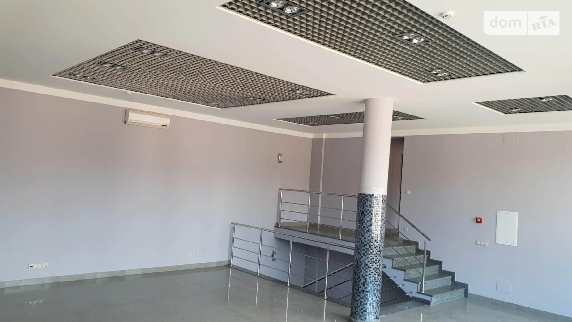 Сдается в аренду офис 112 кв. м в бизнес-центре, цена: 1100 $ - фото 4