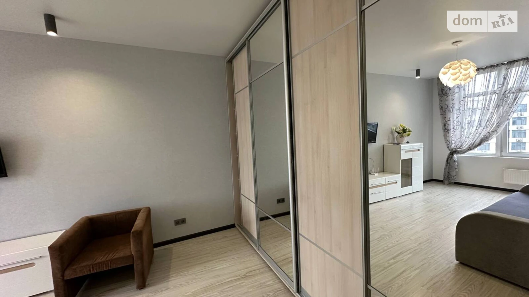 Продается 1-комнатная квартира 39 кв. м в Одессе, ул. Валерия Самофалова, 16А/2 - фото 4