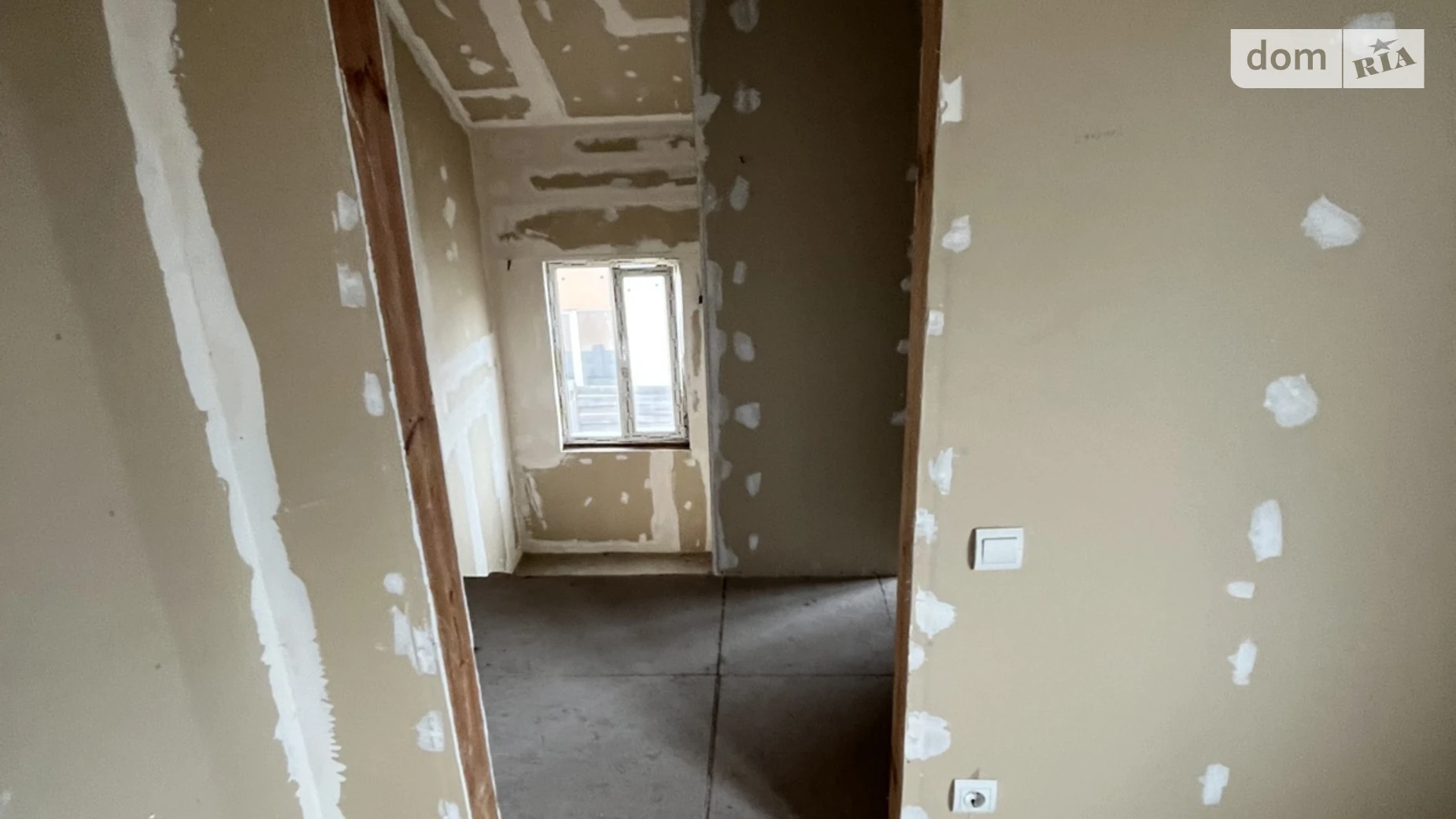 Продается дом на 2 этажа 120 кв. м с камином, цена: 85000 $ - фото 4