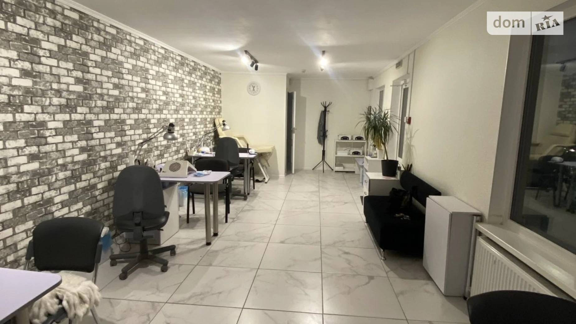 Сдается в аренду помещения свободного назначения 36 кв. м в 2-этажном здании, цена: 19800 грн - фото 4