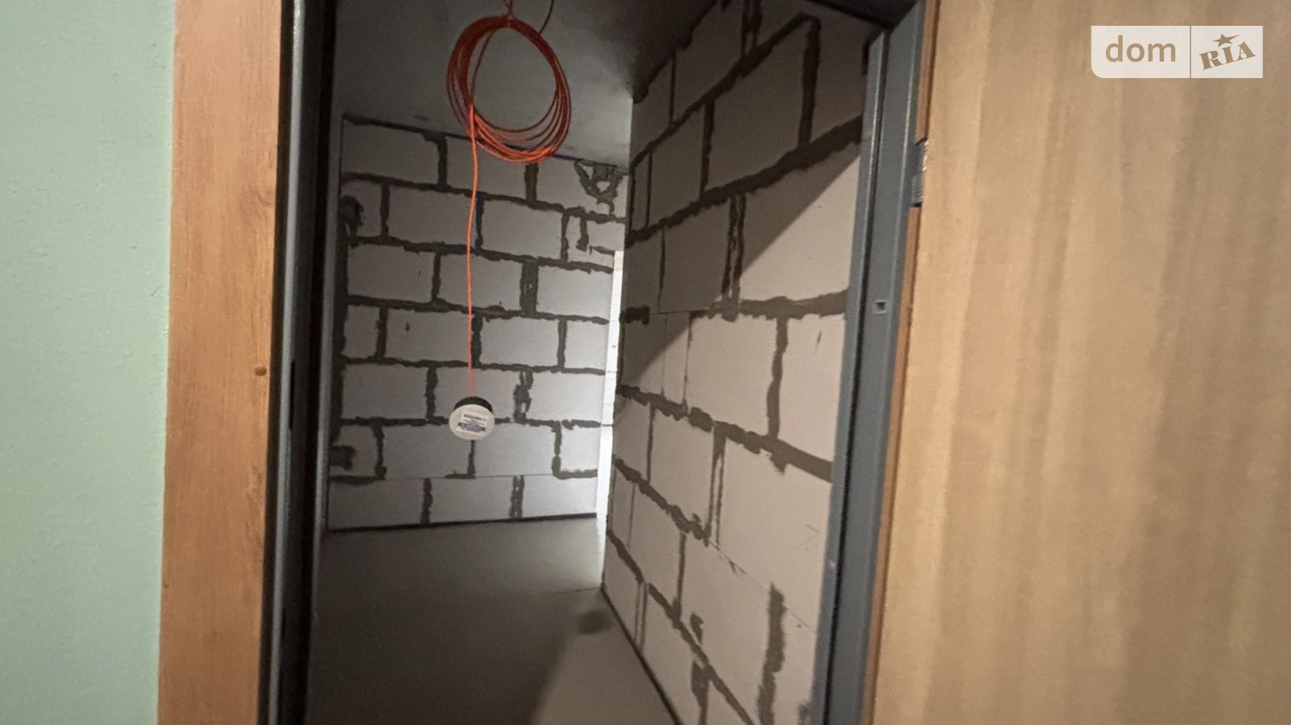 Продается 1-комнатная квартира 44 кв. м в Одессе, ул. Варненская, 27А/2 - фото 2