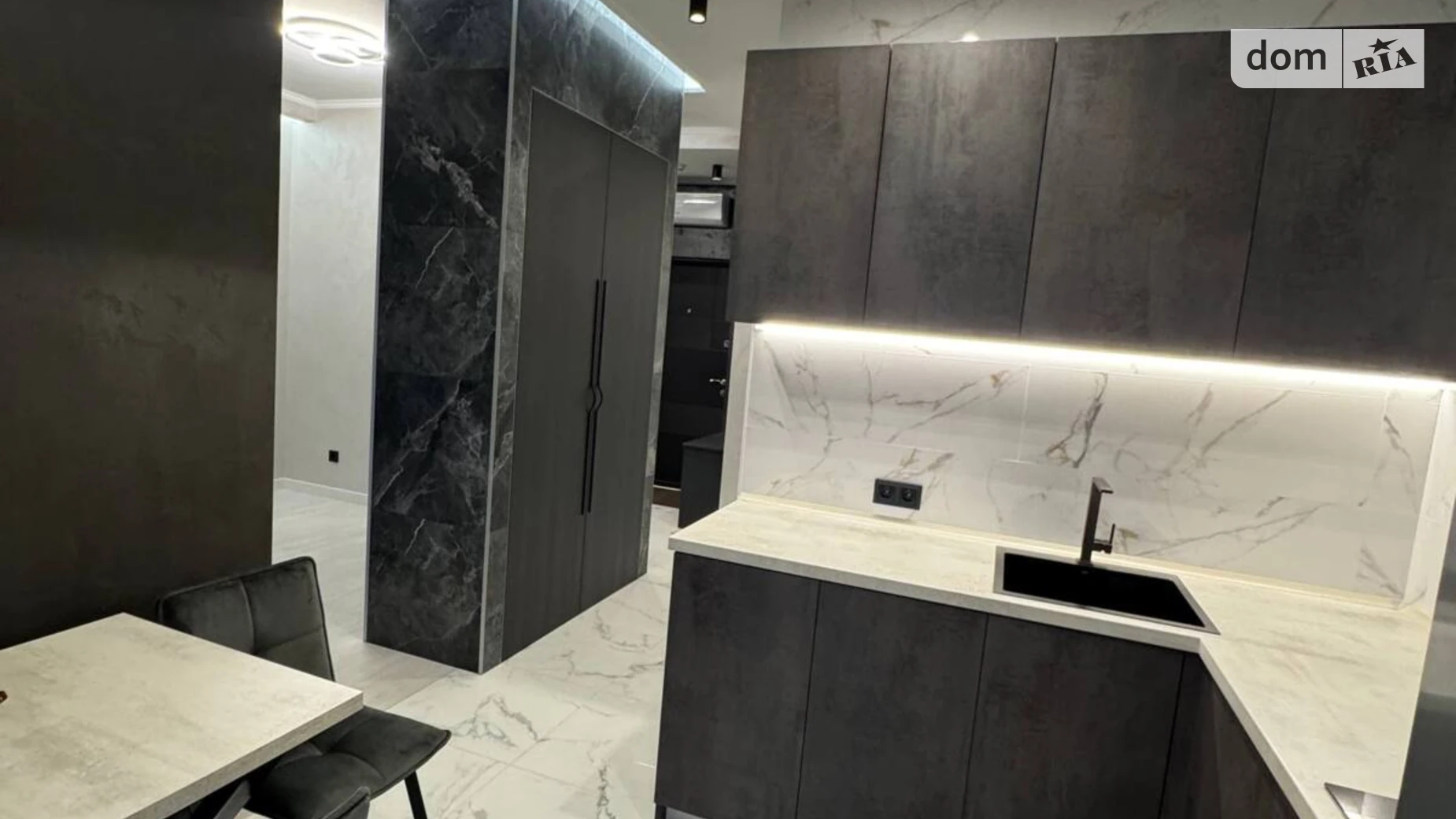 Продается 1-комнатная квартира 36.9 кв. м в Днепре, бул. Звездный, 1М - фото 2