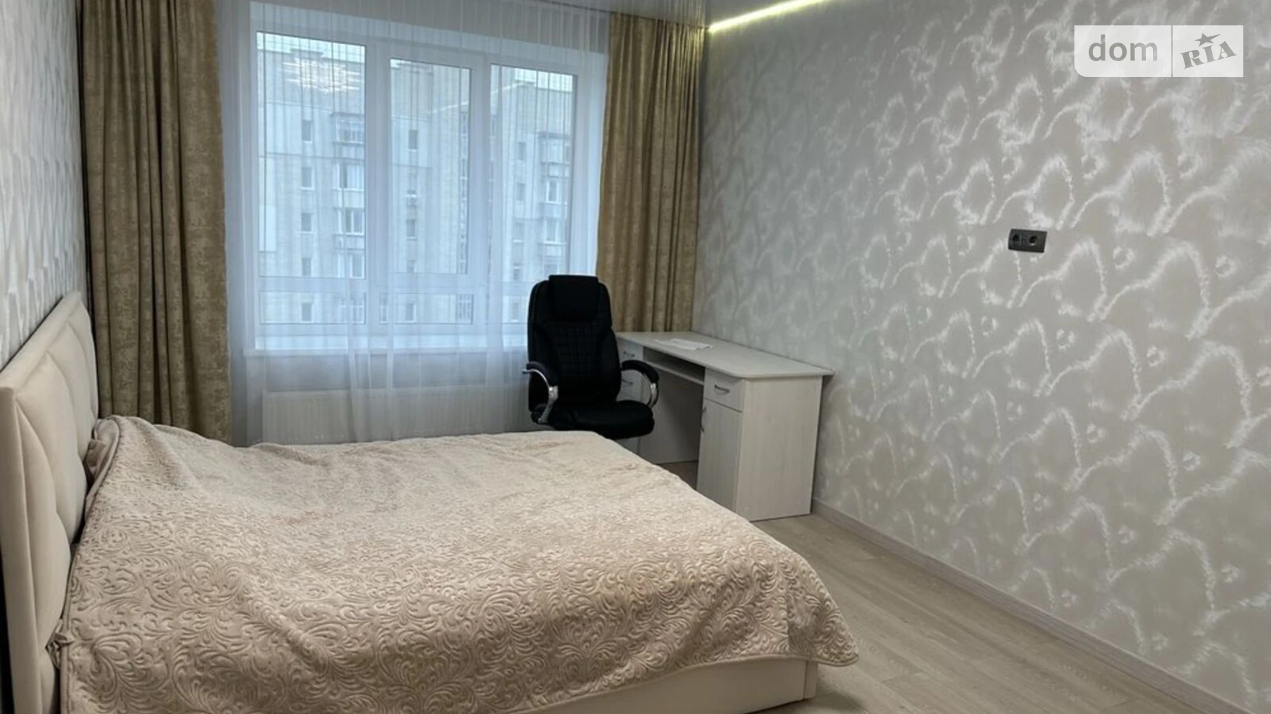 Продается 2-комнатная квартира 69 кв. м в Хмельницком, ул. Майборского - фото 2