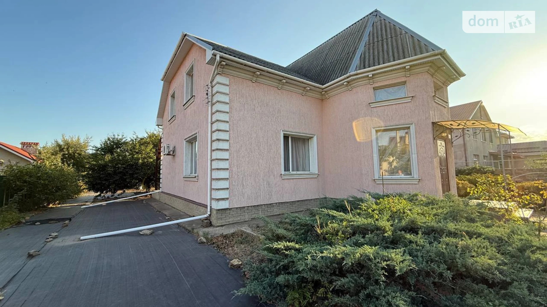 Продается дом на 2 этажа 197.2 кв. м с балконом, цена: 290000 $ - фото 2