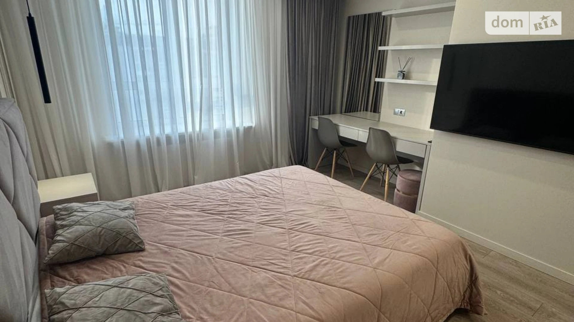 Продается 2-комнатная квартира 55 кв. м в Слобожанском, ул. Семейная, 6 - фото 3