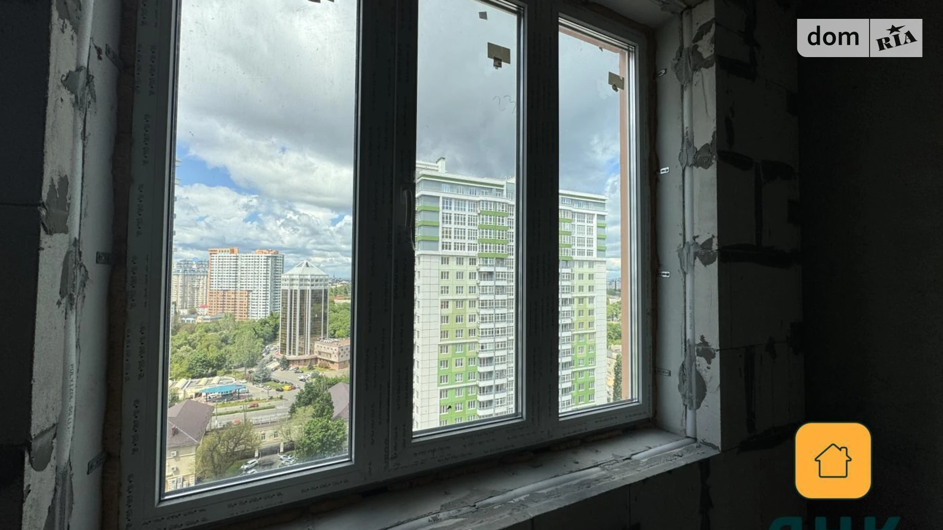 Продается 2-комнатная квартира 69.7 кв. м в Одессе, просп. Леси Украинки, 19 корпус 4 - фото 2