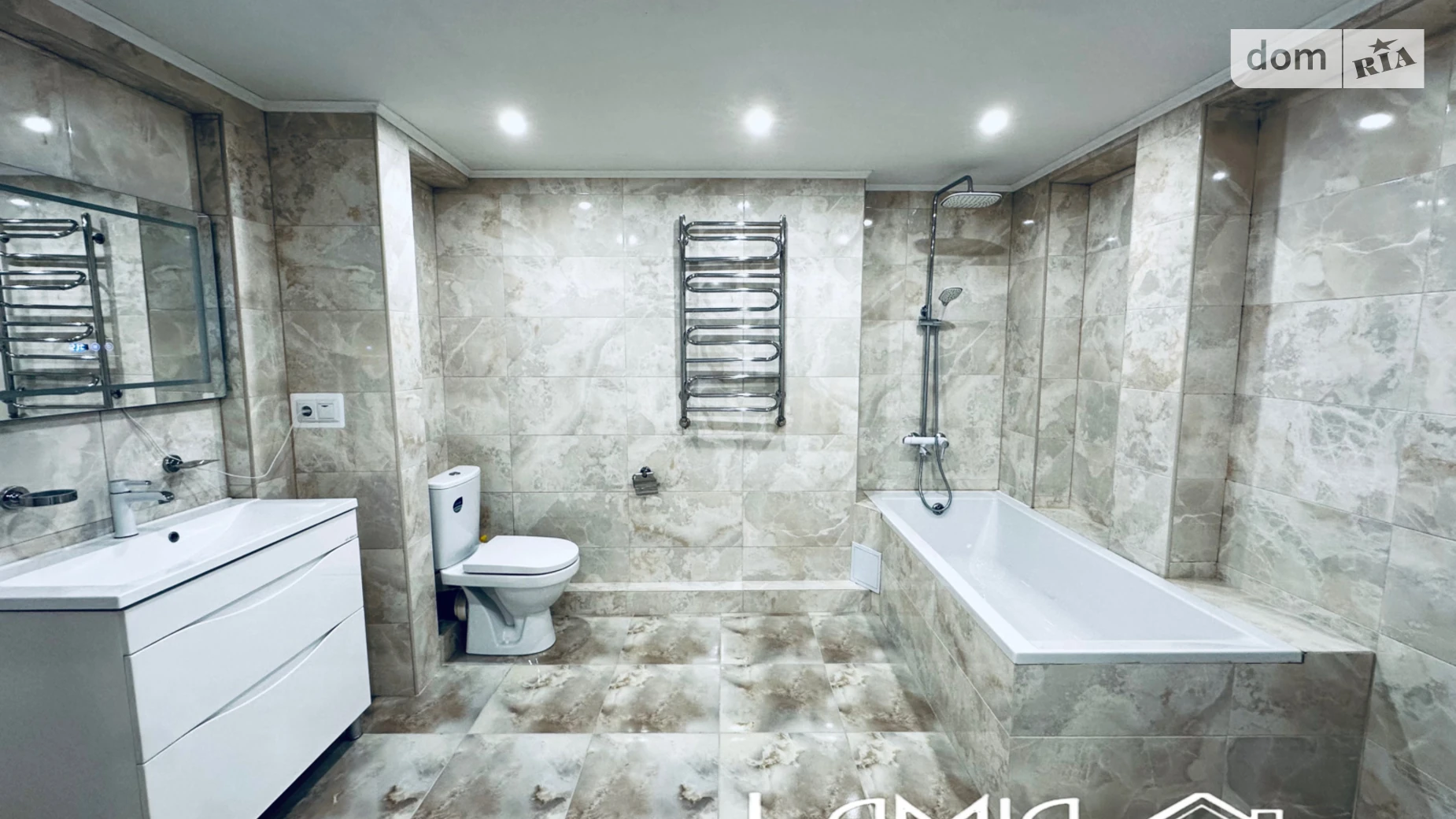 Продается 3-комнатная квартира 120 кв. м в Черновцах - фото 4