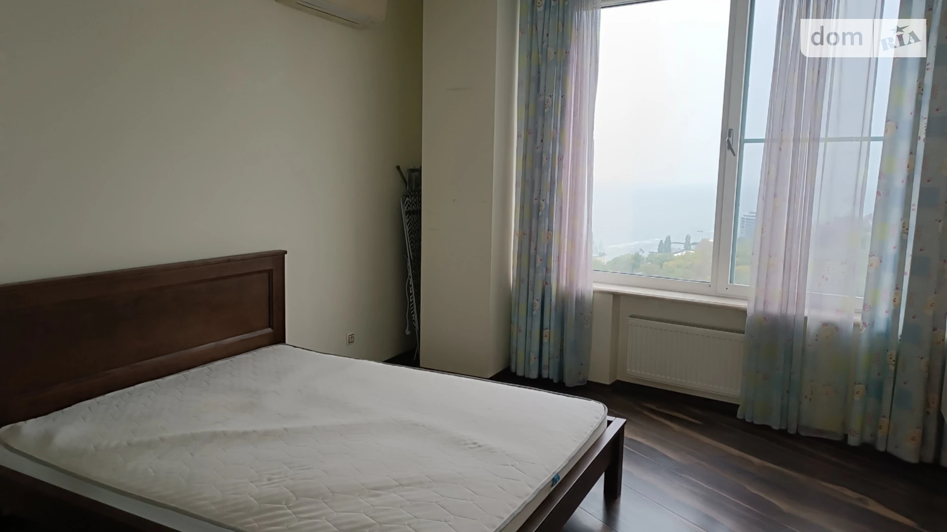 Сдается в аренду 2-комнатная квартира 100 кв. м в Одессе, ул. Литературная, 1А - фото 3