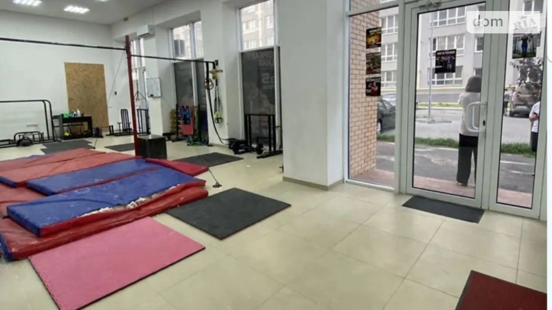 Продается объект сферы услуг 79.4 кв. м в 12-этажном здании, цена: 110000 $ - фото 4