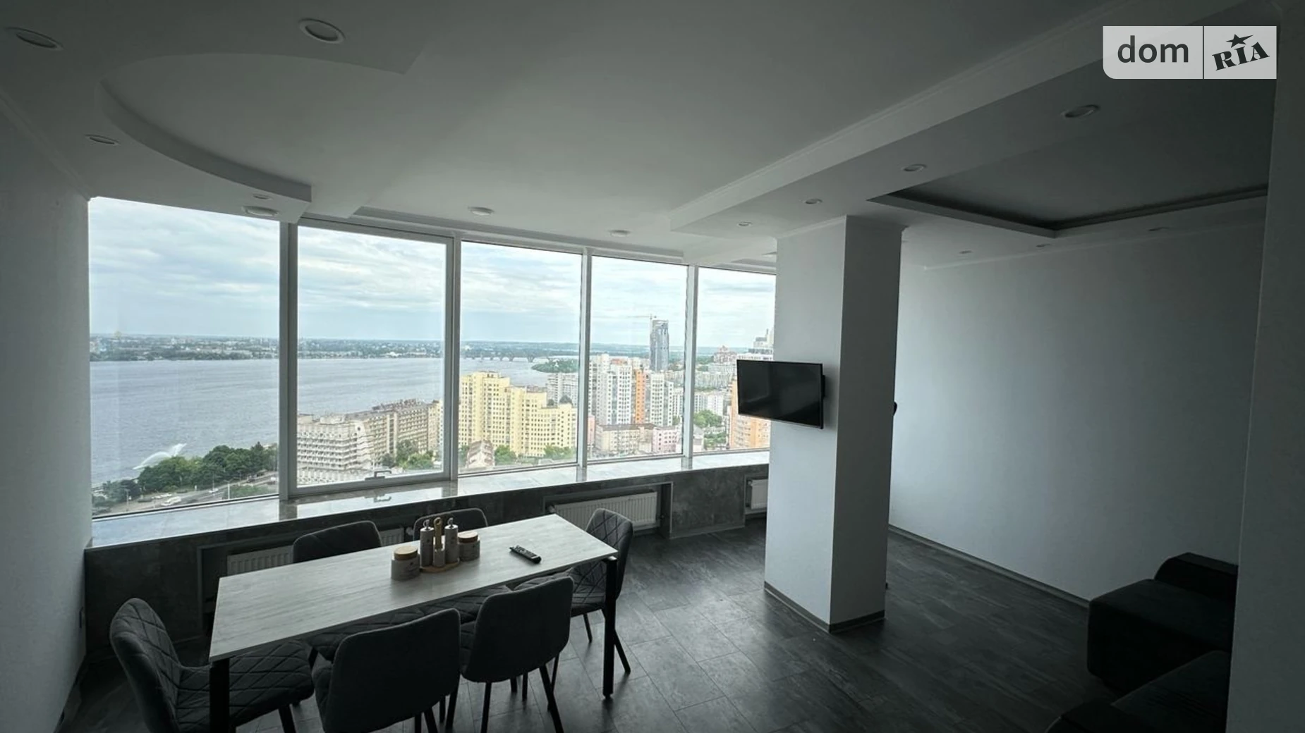 Продается 3-комнатная квартира 91.8 кв. м в Днепре, ул. Королевы Елизаветы II(Глинки), 2 - фото 4