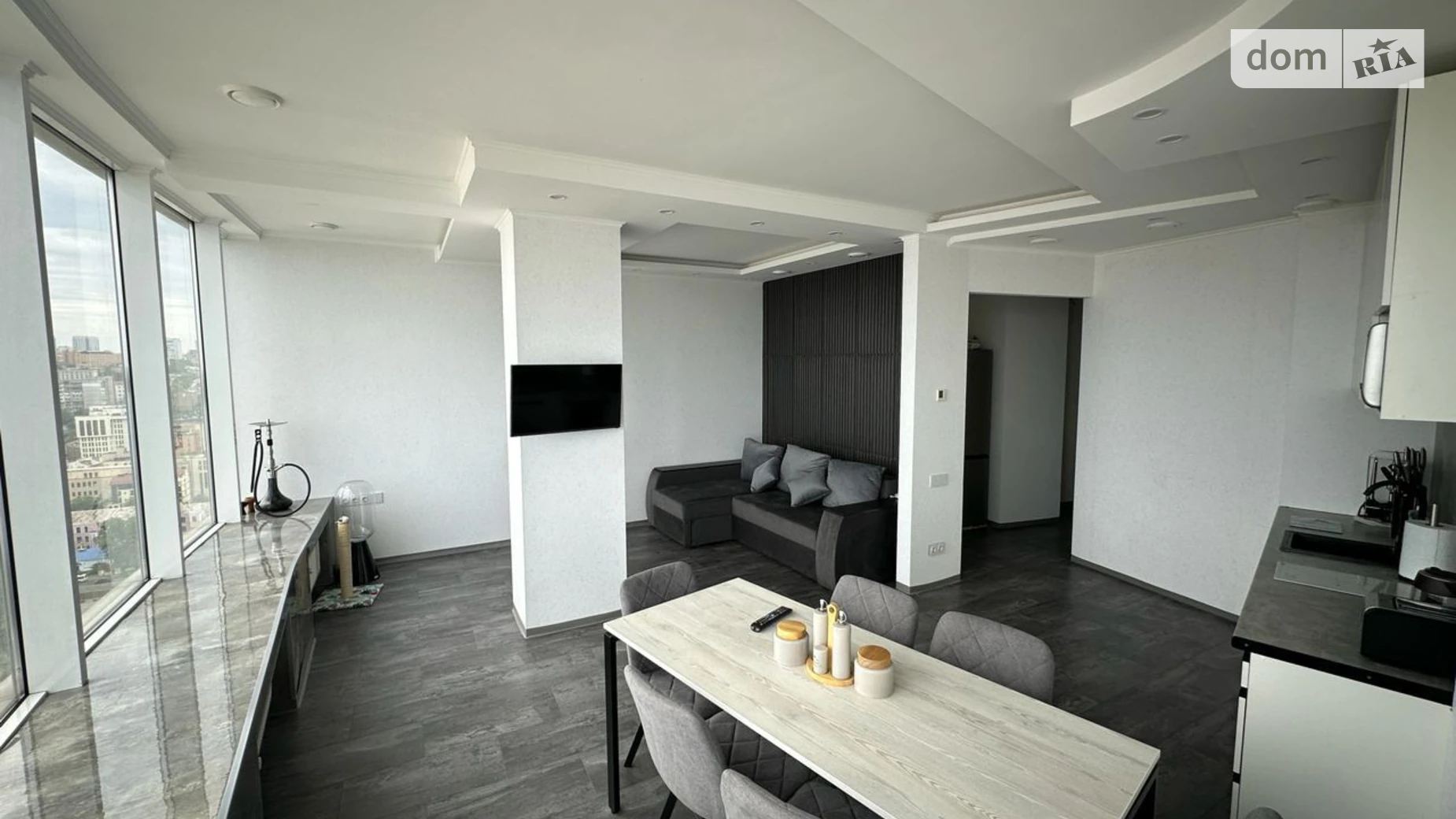 Продается 3-комнатная квартира 91.8 кв. м в Днепре, ул. Королевы Елизаветы II(Глинки), 2 - фото 2