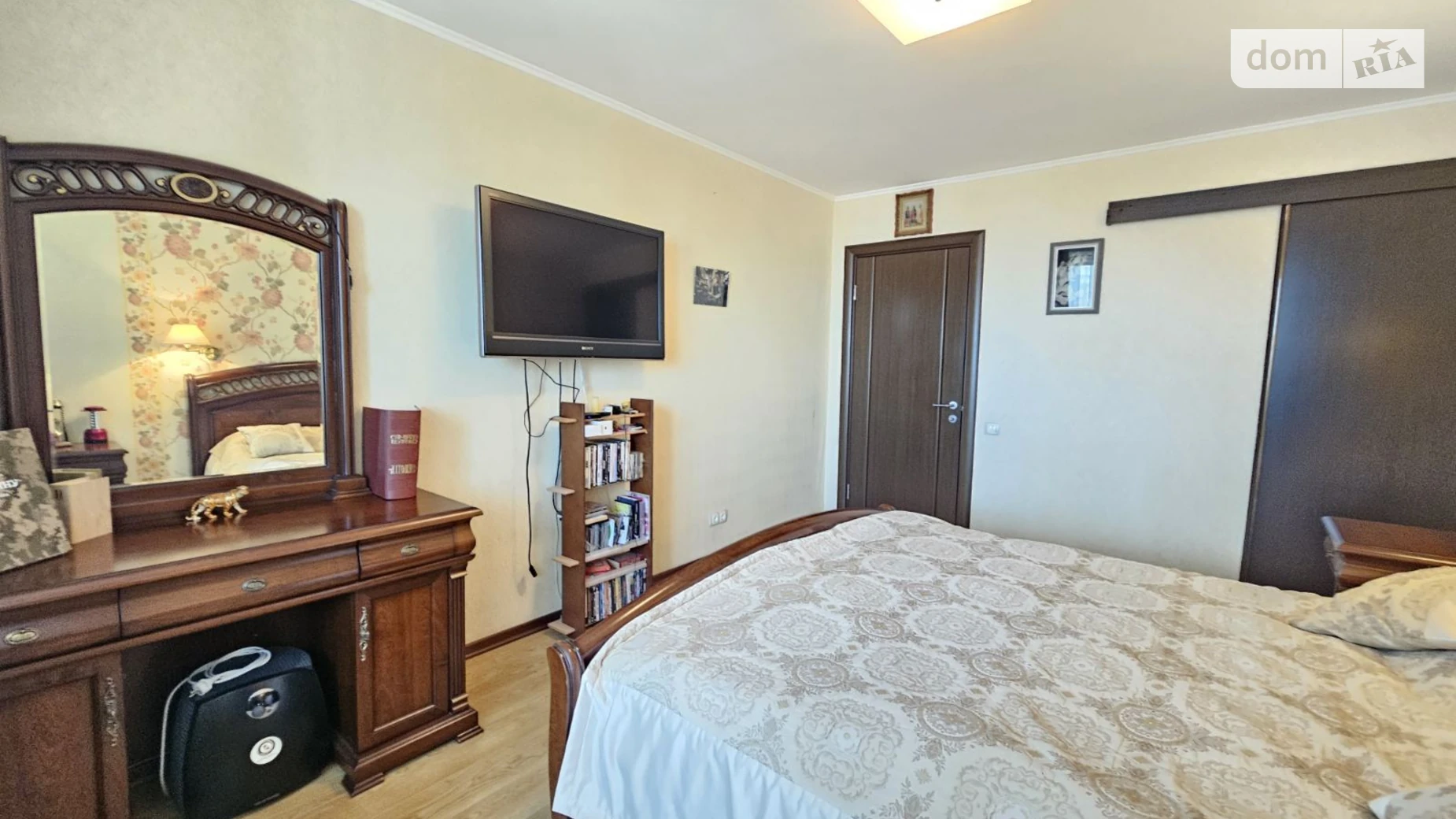 Продается 4-комнатная квартира 99.6 кв. м в Киеве, ул. Князей Острожских(Московская), 17/2 - фото 2