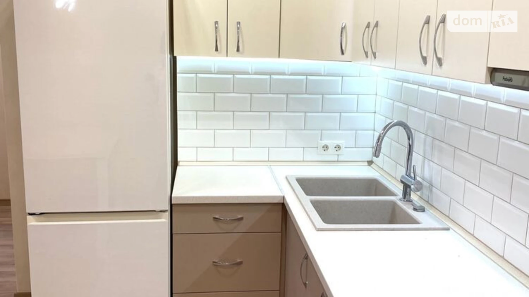 Сдается в аренду 1-комнатная квартира 54 кв. м в Львове, ул. Княгини Ольги - фото 2