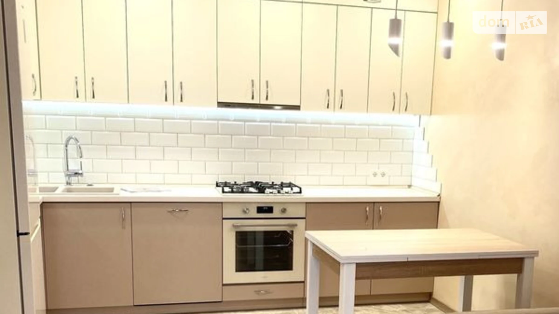 Сдается в аренду 1-комнатная квартира 54 кв. м в Львове, ул. Княгини Ольги - фото 3