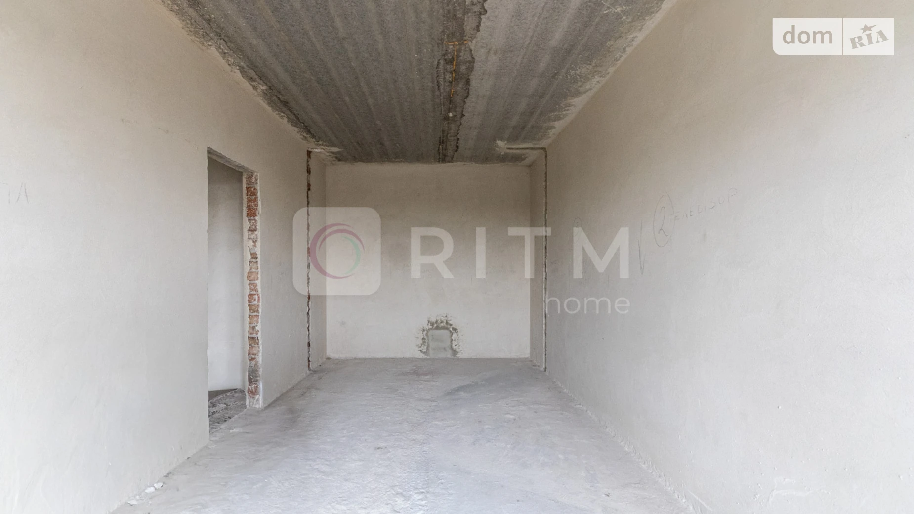 Продается 2-комнатная квартира 70 кв. м в Ивано-Франковске, ул. Национальной Гвардии - фото 4