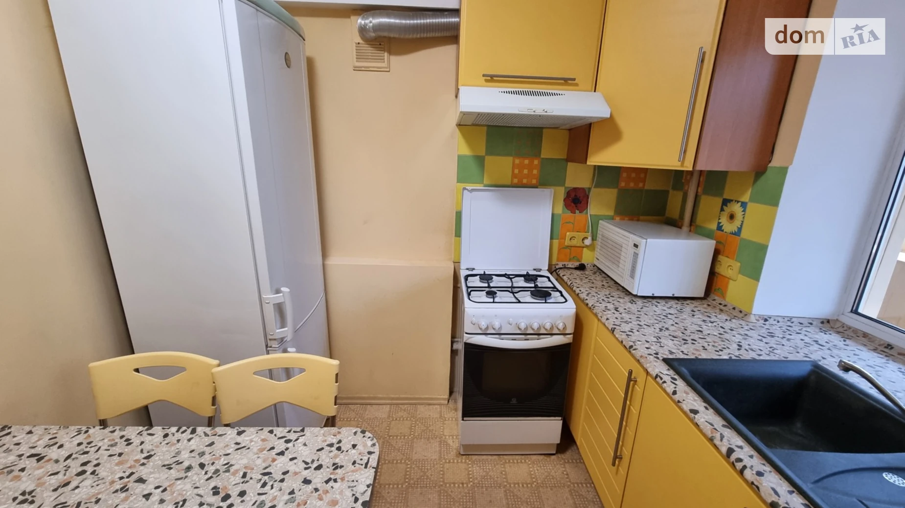 Продается 3-комнатная квартира 75 кв. м в Киеве, ул. Богдана Гаврилишина(Ванды Василевской), 6 - фото 2