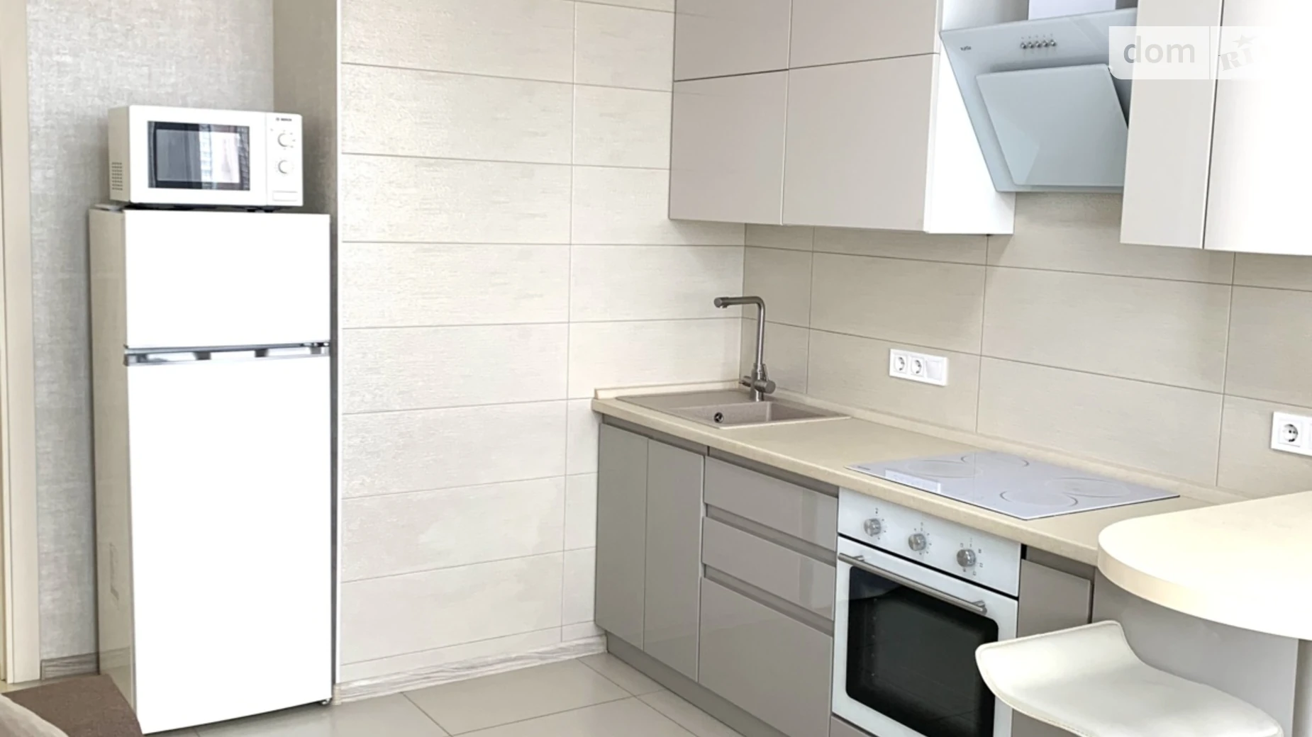 Сдается в аренду 1-комнатная квартира 44 кв. м в Одессе, Фонтанская дор., 58/1 - фото 3