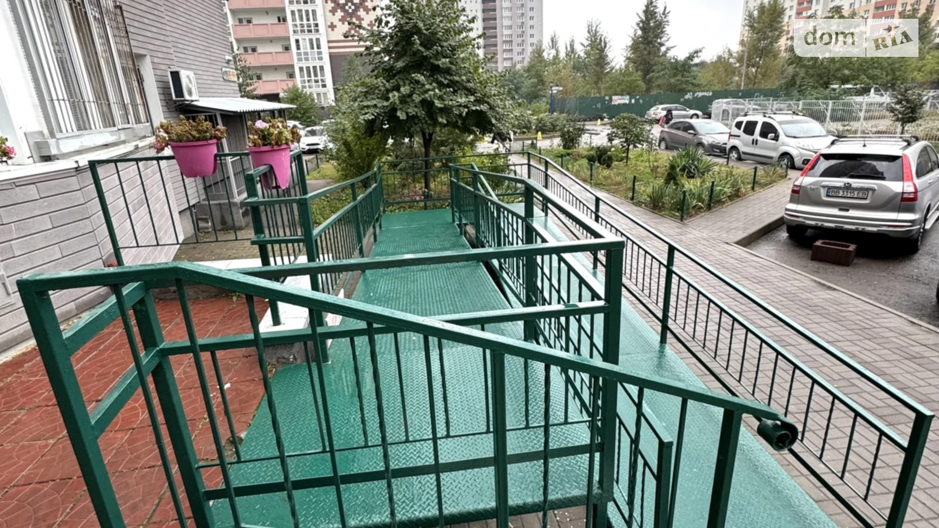 Продається 3-кімнатна квартира 74.3 кв. м у Києві, вул. Софії Русової, 3В - фото 3