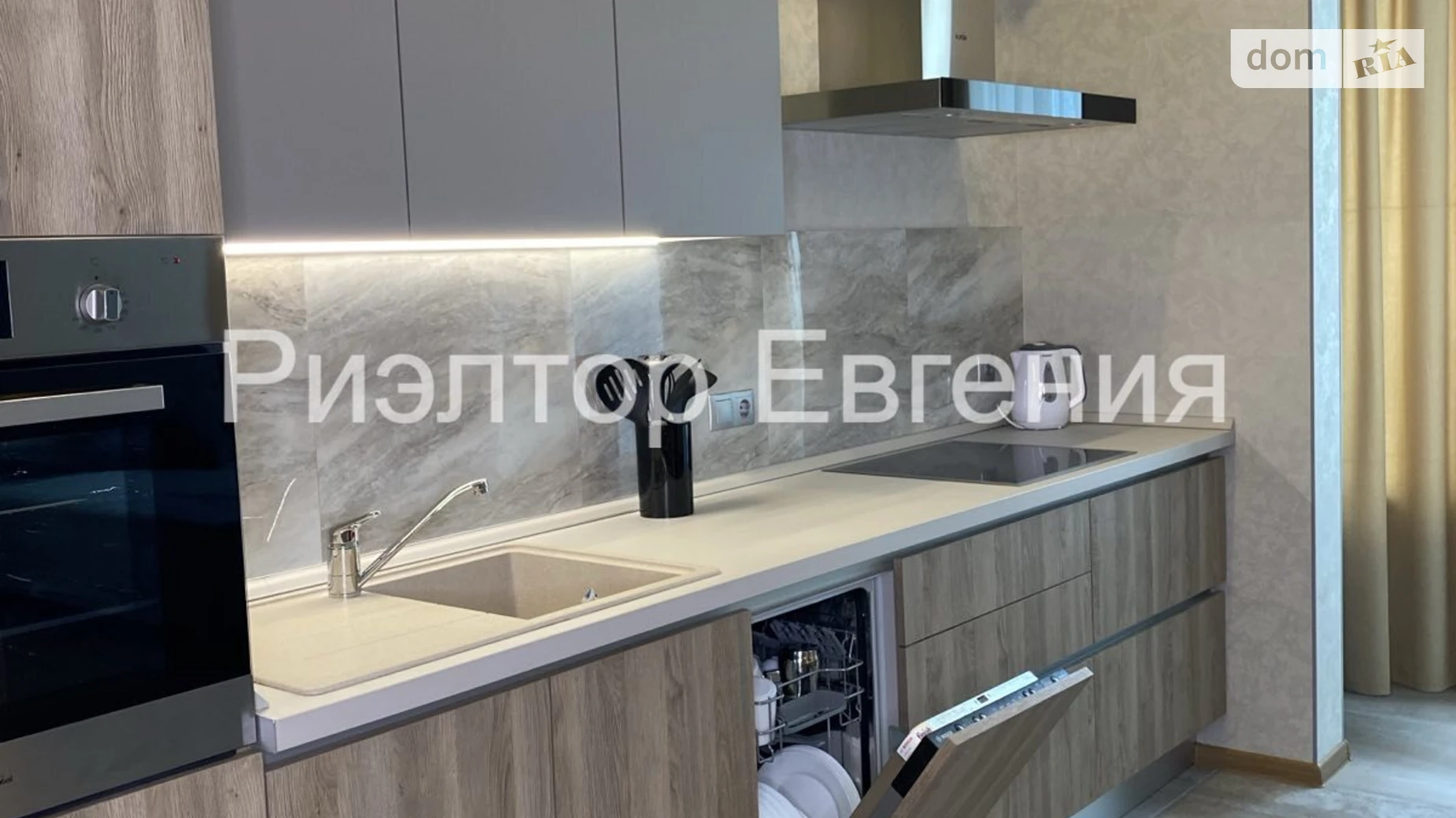 Сдается в аренду 1-комнатная квартира 54 кв. м в Одессе, бул. Итальянский, 1В - фото 2