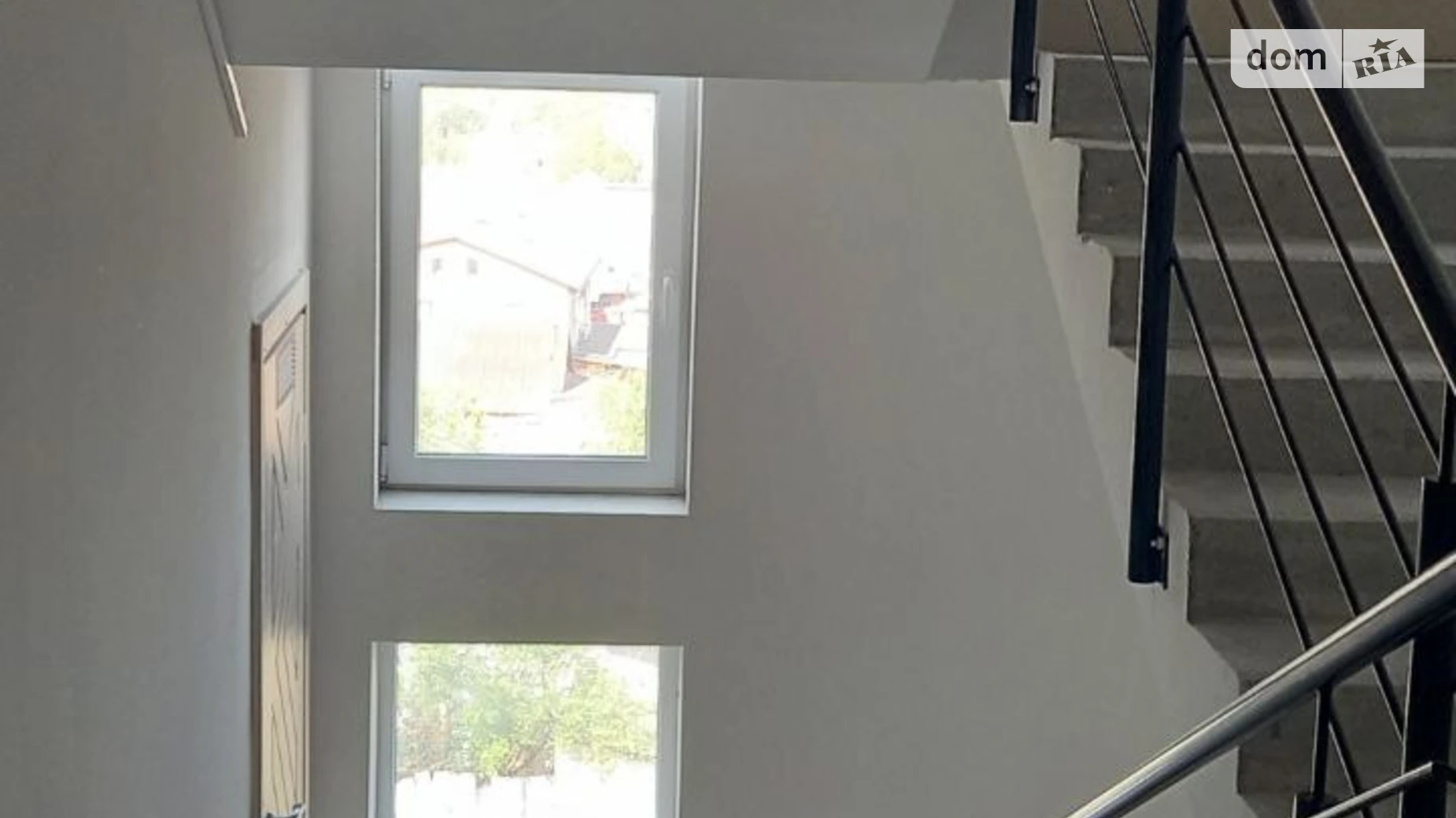 Продается 1-комнатная квартира 43 кв. м в Одессе, ул. Профсоюзная, 9А - фото 2