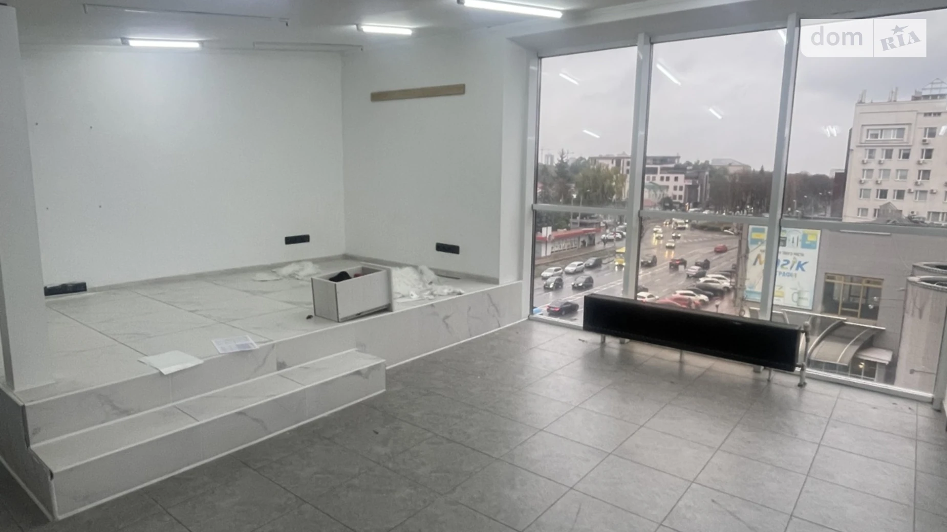 Сдается в аренду помещения свободного назначения 90 кв. м в 5-этажном здании, цена: 30000 грн - фото 4