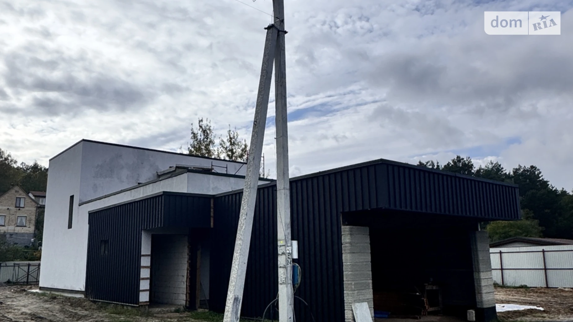 Продается дом на 2 этажа 340 кв. м с подвалом, цена: 170000 $ - фото 3