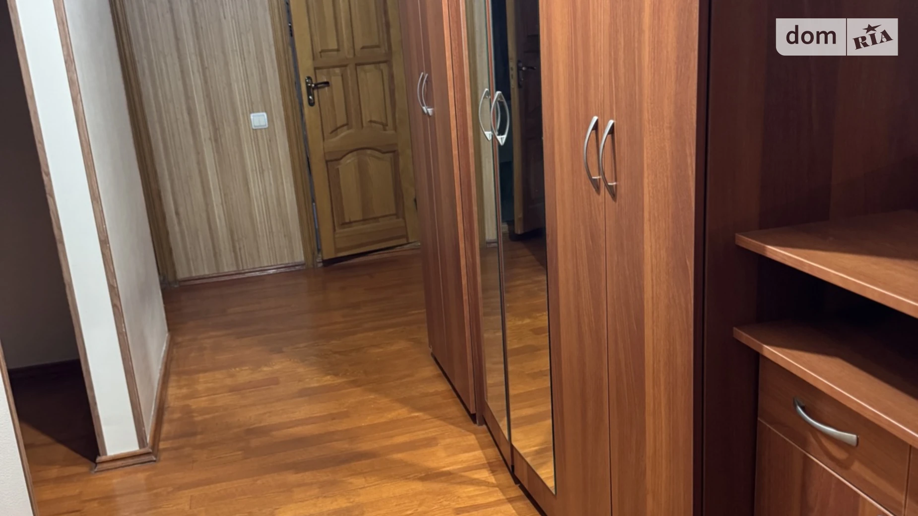 Продается 3-комнатная квартира 65 кв. м в Ровно, ул. Грушевского Академика, 40 - фото 3