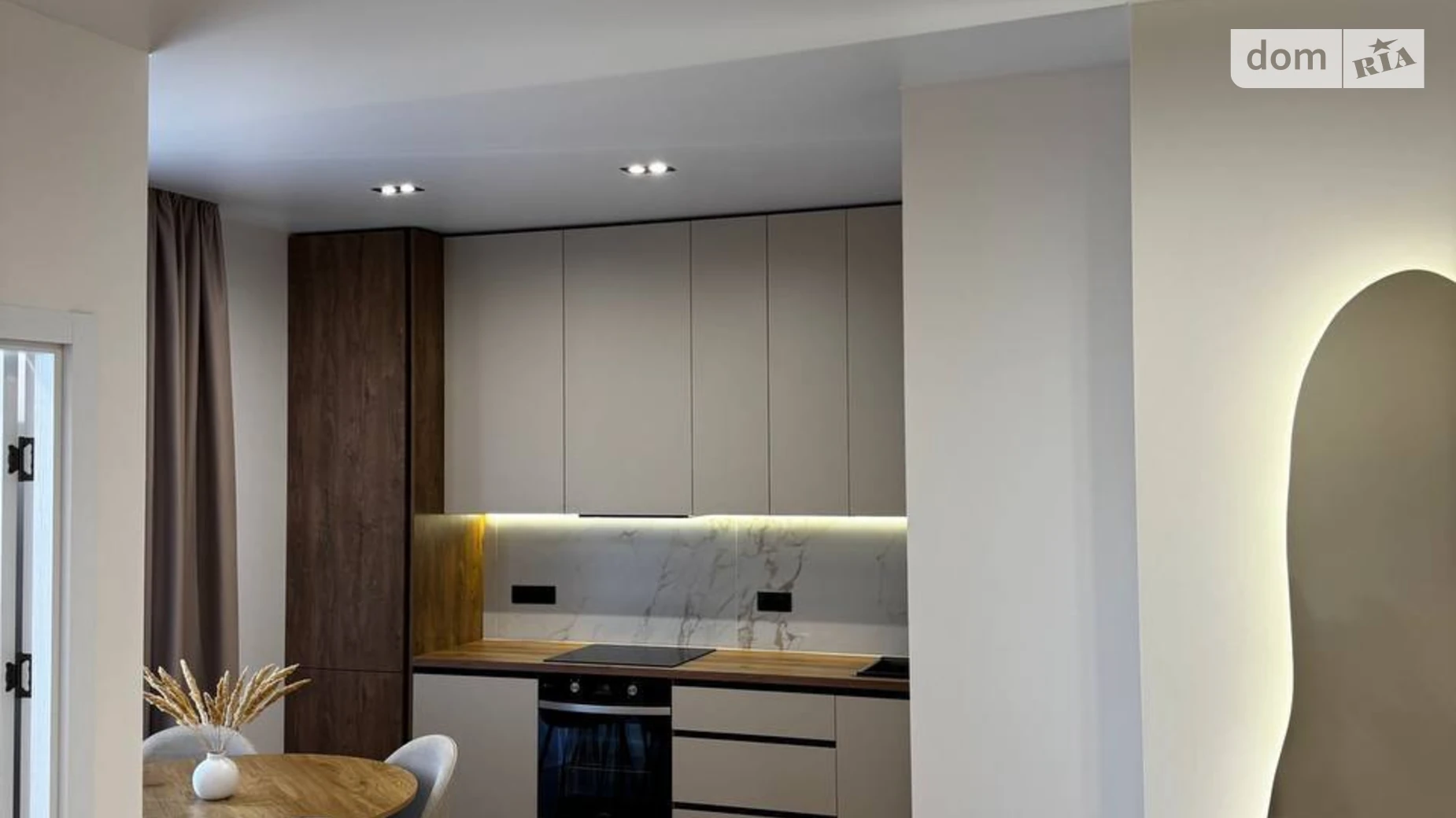 Продается 1-комнатная квартира 43.3 кв. м в Одессе, ул. Краснова, 1Б - фото 4