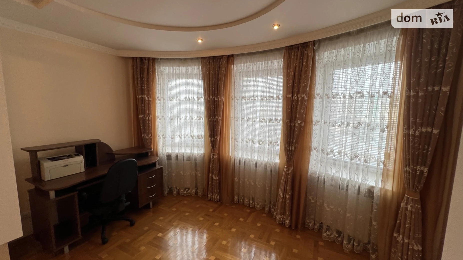 2-комнатная квартира 79.6 кв. м в Тернополе, ул. Чайковского, 40 - фото 2