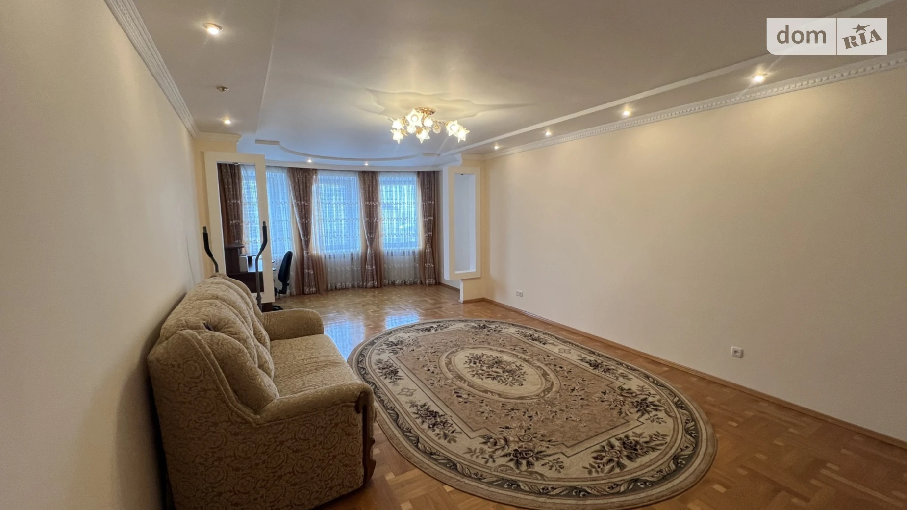 2-комнатная квартира 79.6 кв. м в Тернополе, ул. Чайковского, 40 - фото 4