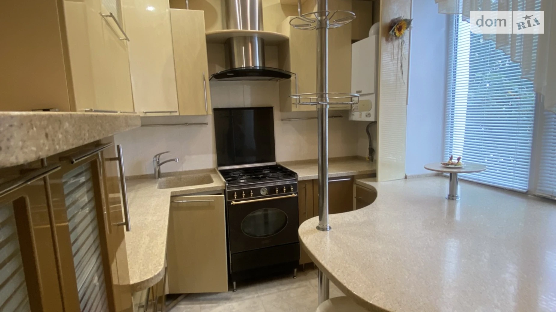 Продается 2-комнатная квартира 55 кв. м в Виннице, ул. Гоголя, 2 - фото 2