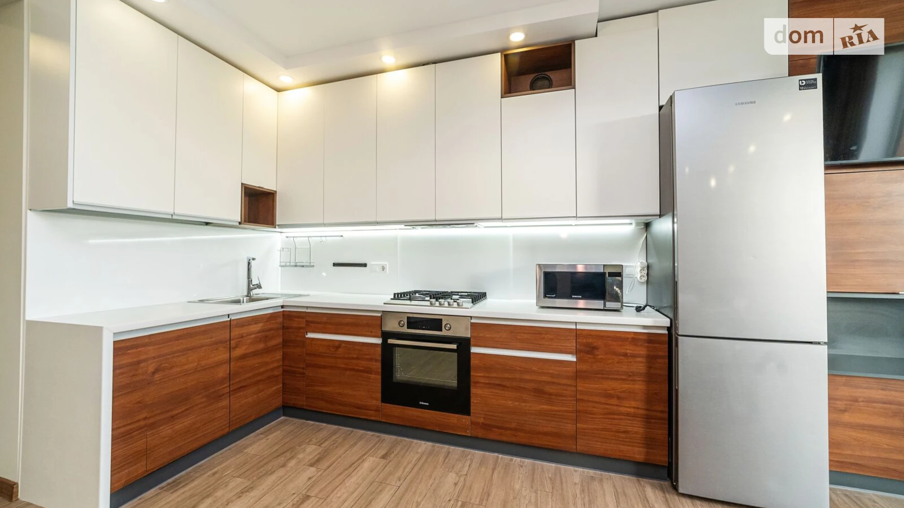 Продается 1-комнатная квартира 75 кв. м в Рованцах, ул. Покровская - фото 3
