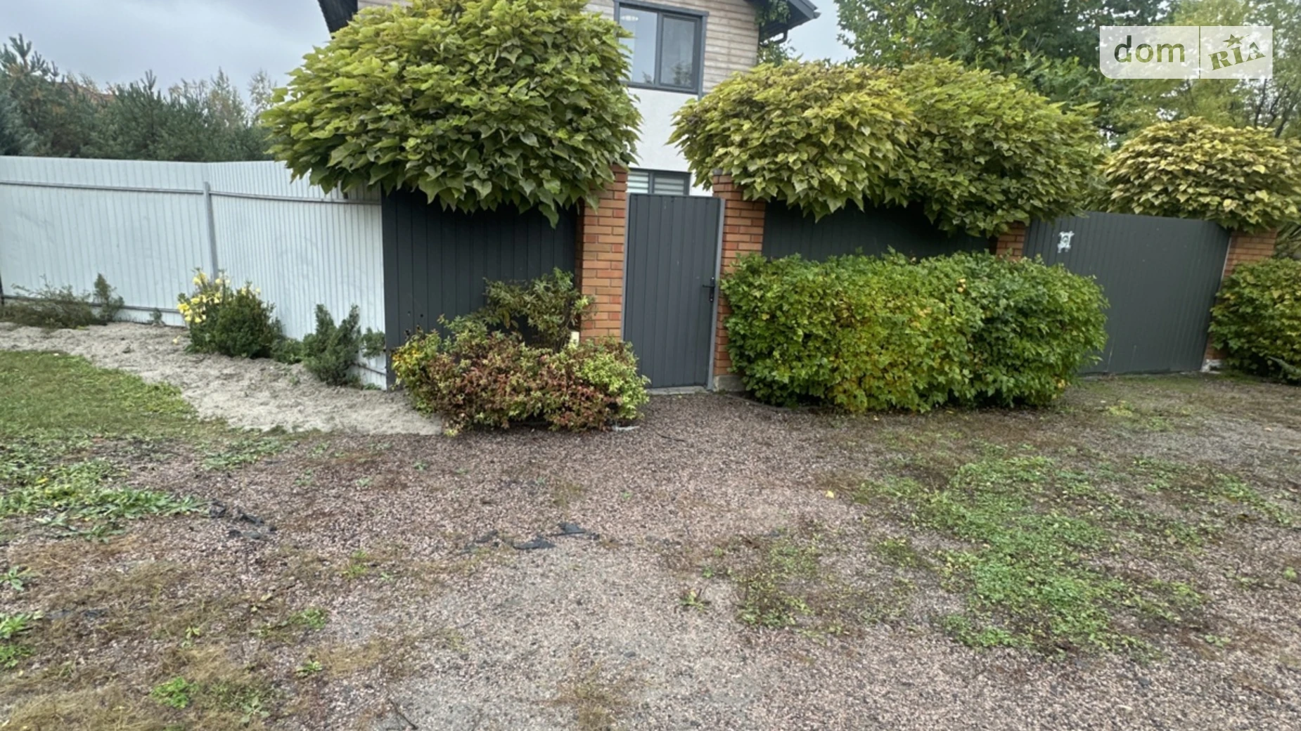 Продается дом на 2 этажа 160 кв. м с гаражом, цена: 165000 $ - фото 2