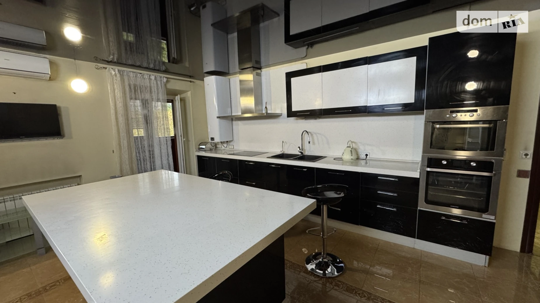 Продается 3-комнатная квартира 170 кв. м в Киеве, ул. Саксаганского, 84/86 - фото 3