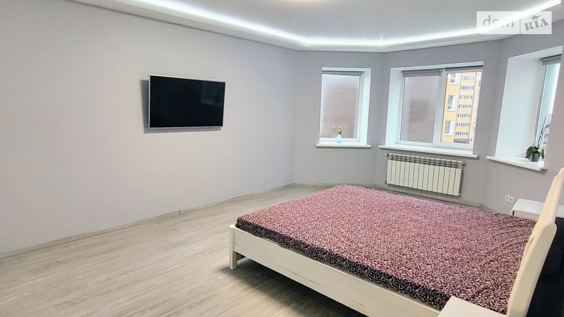 Продается 1-комнатная квартира 44 кв. м в Ровно, ул. Соборная, 283 - фото 4