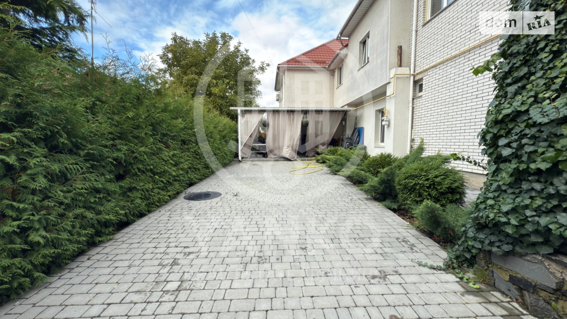 Сдается в оренду частина будинку 135 кв. м з мансардою, цена: 999 $ - фото 2