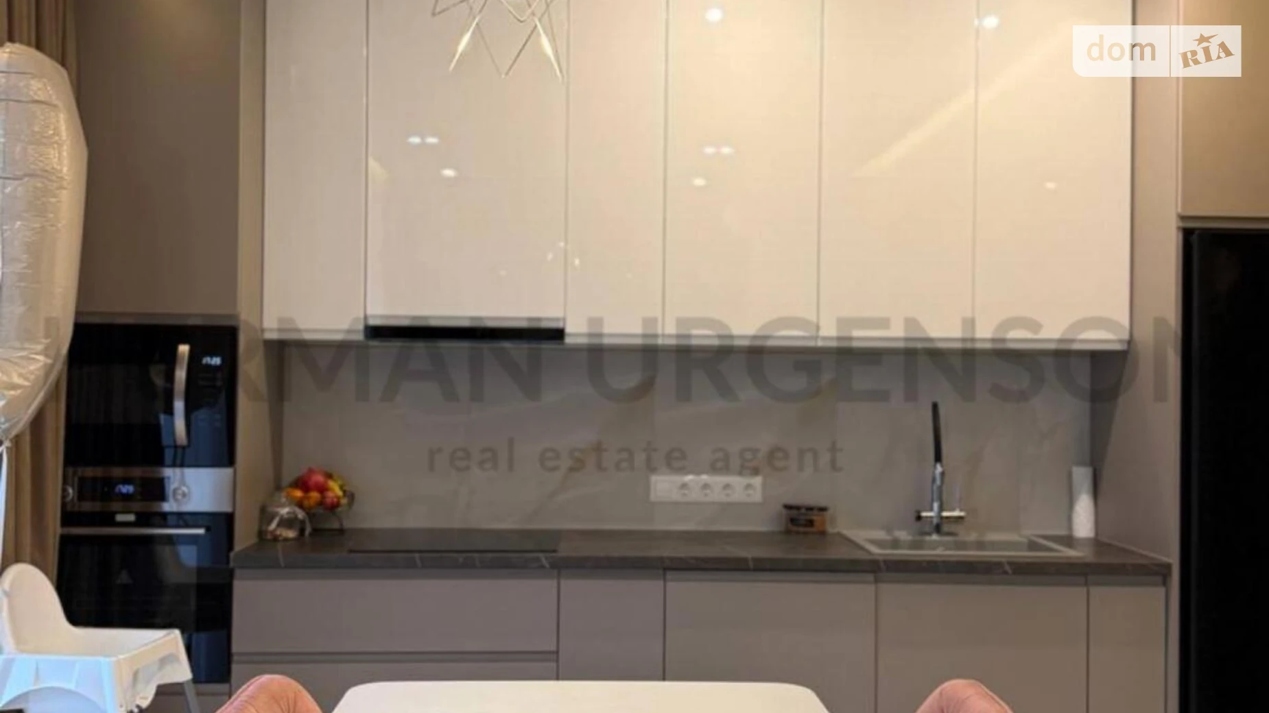 Продается 1-комнатная квартира 47 кв. м в Ужгороде, ул. Степана Клочурака - фото 4