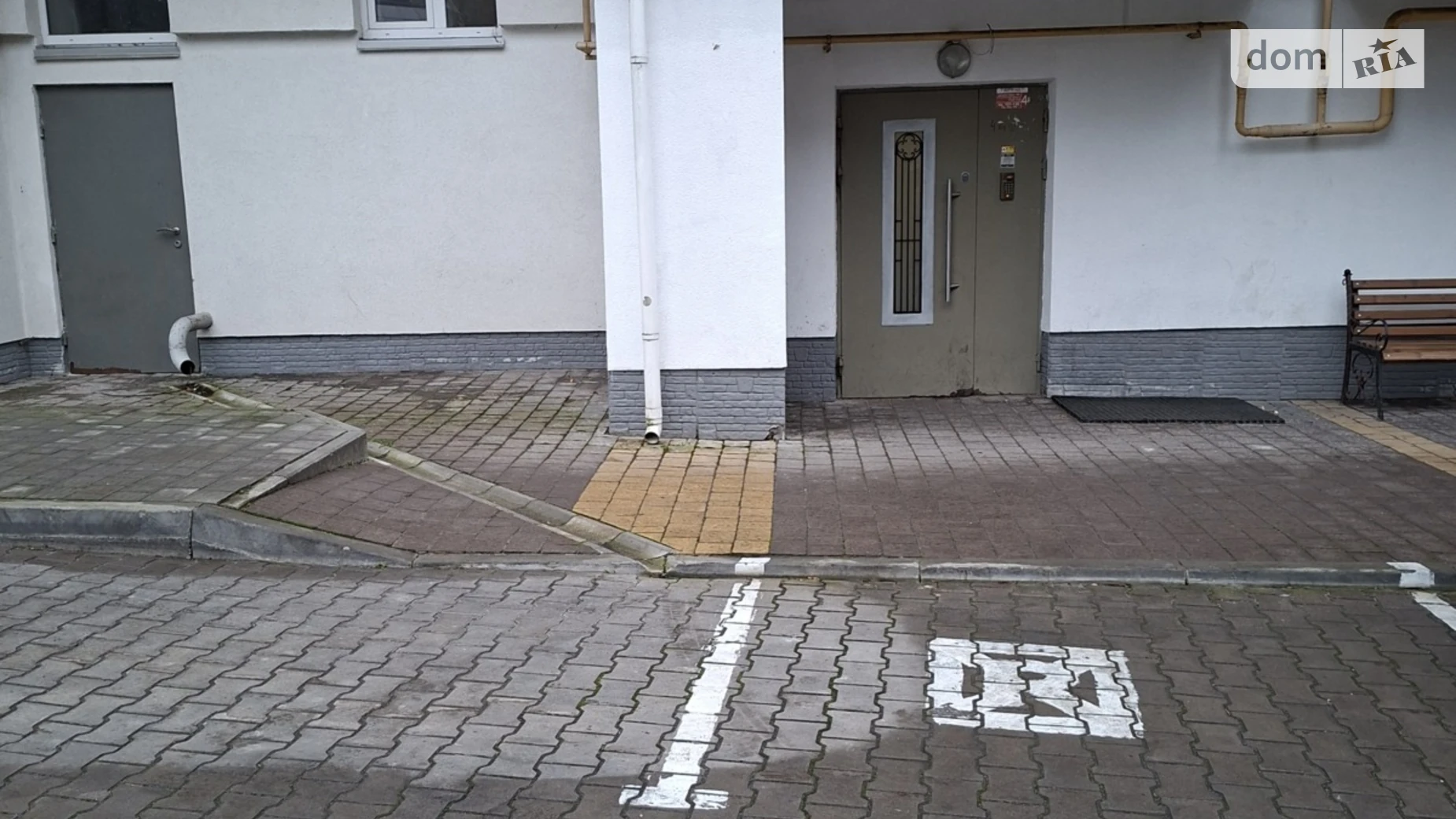 1-комнатная квартира 40 кв. м в Тернополе, просп. Злуки - фото 3